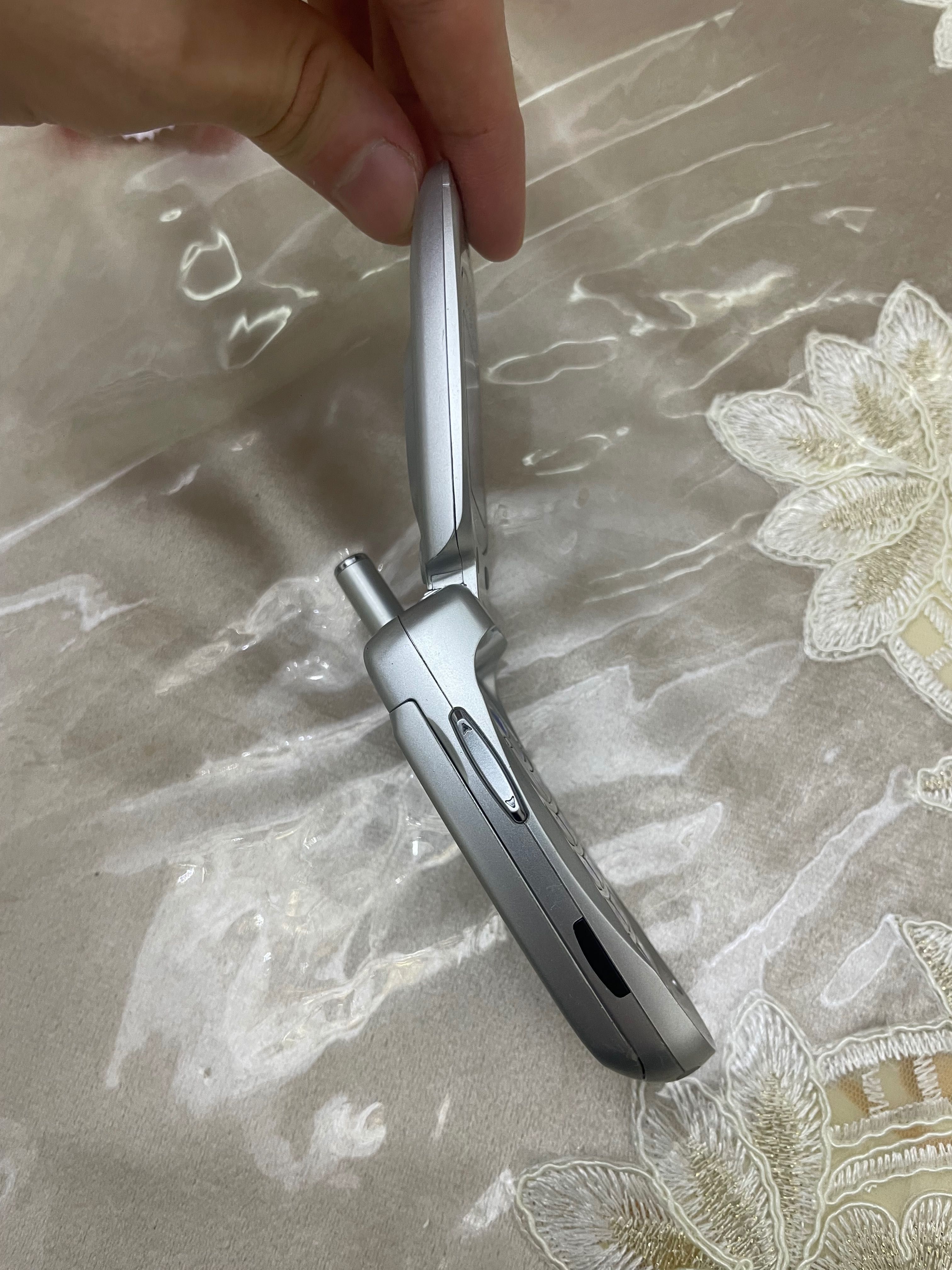 Samsung E600 ретро