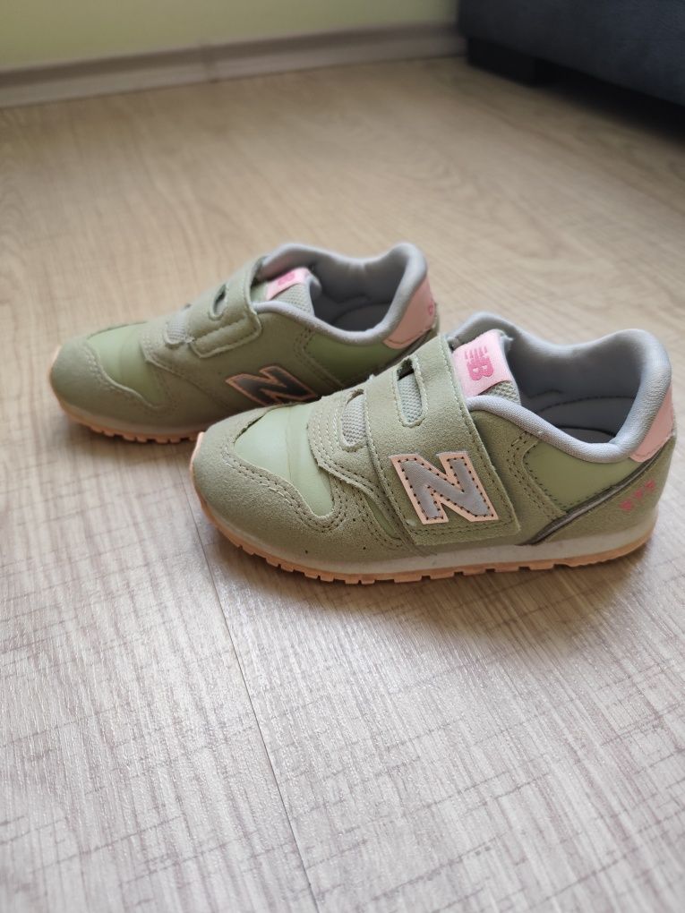 Детски маратонки New Balance размер 27,5