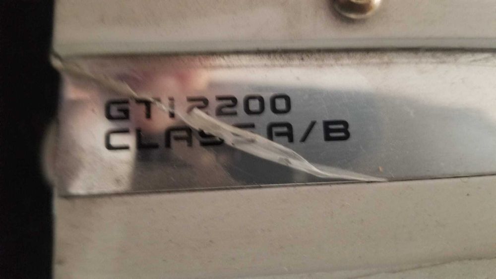 Pachet bass statie amplificator subwoofer Crunch CRB350