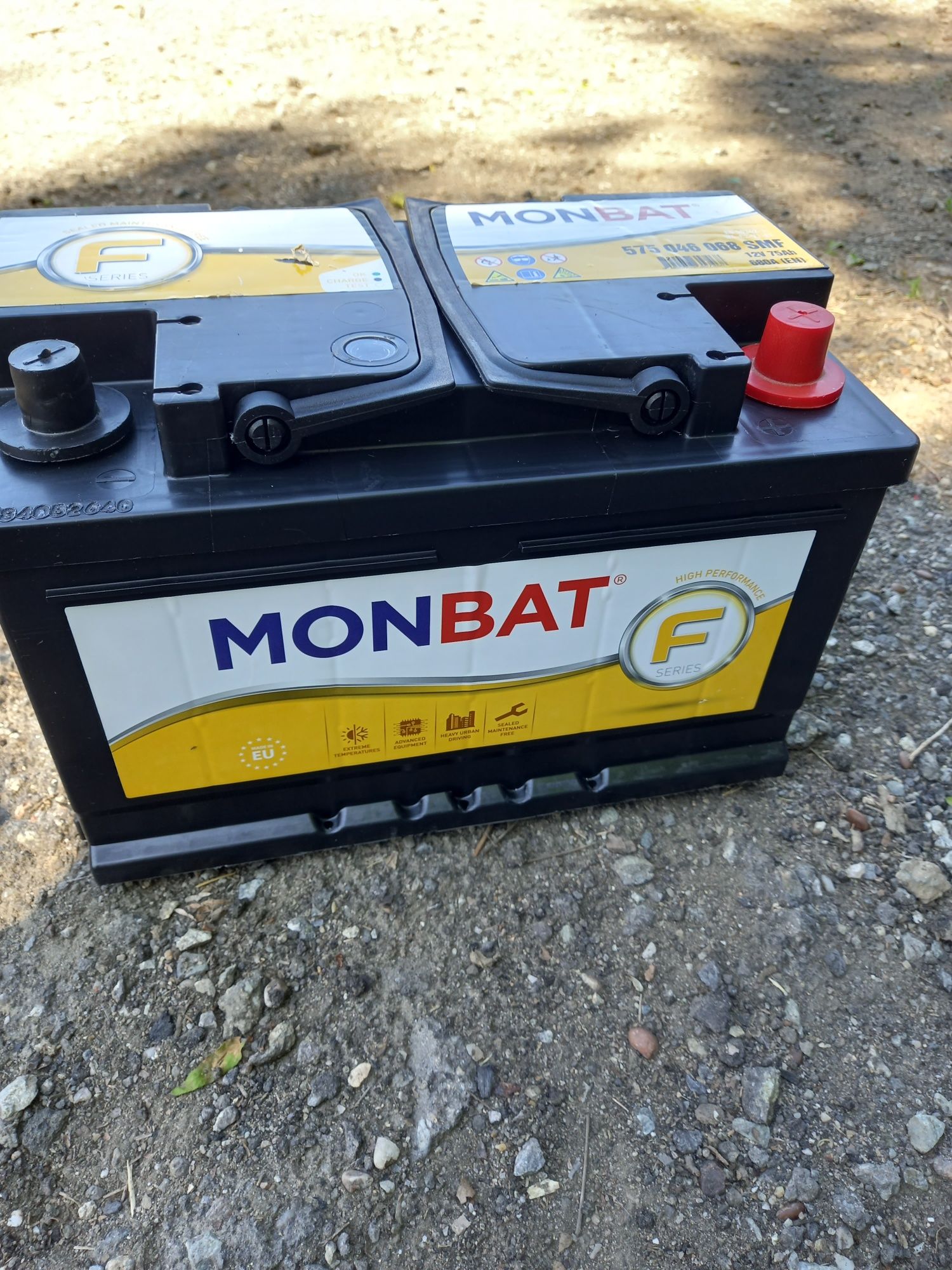 Bateria auto Monbat  12v -75 Ah/ an 2022