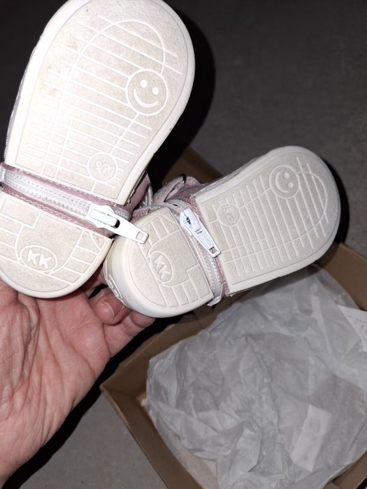 Бебешки буйки /сандали