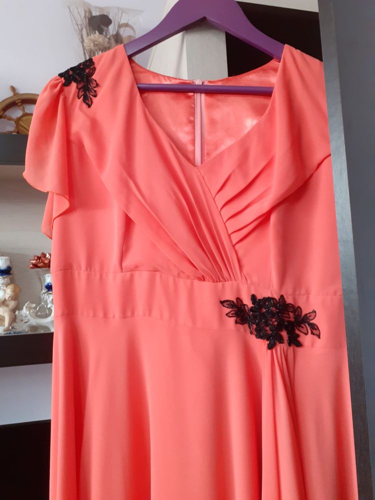 Rochie seară deosebită