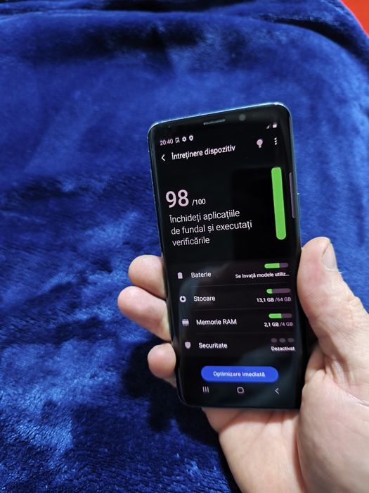 Samsung Galaxy S9  64+4 GB RAM