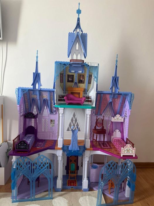 Castel Elsa si Ana