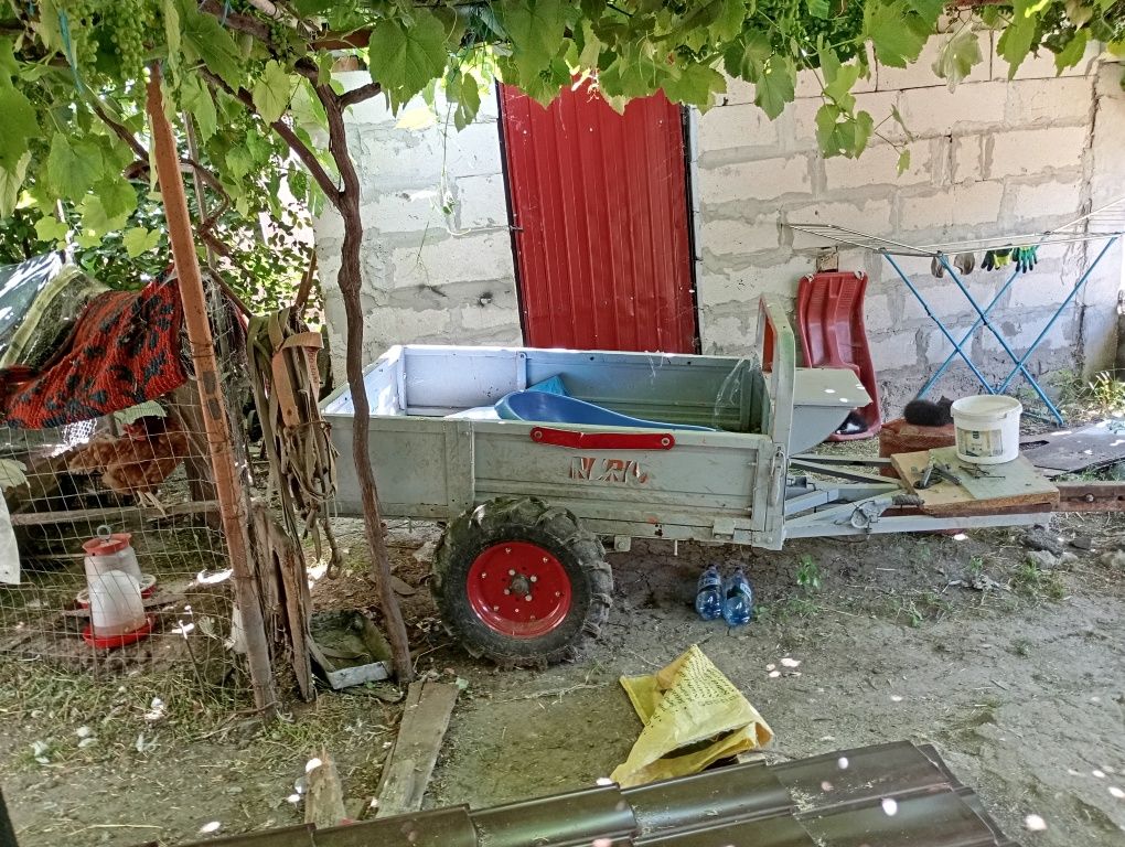 Vând remorca stare buna