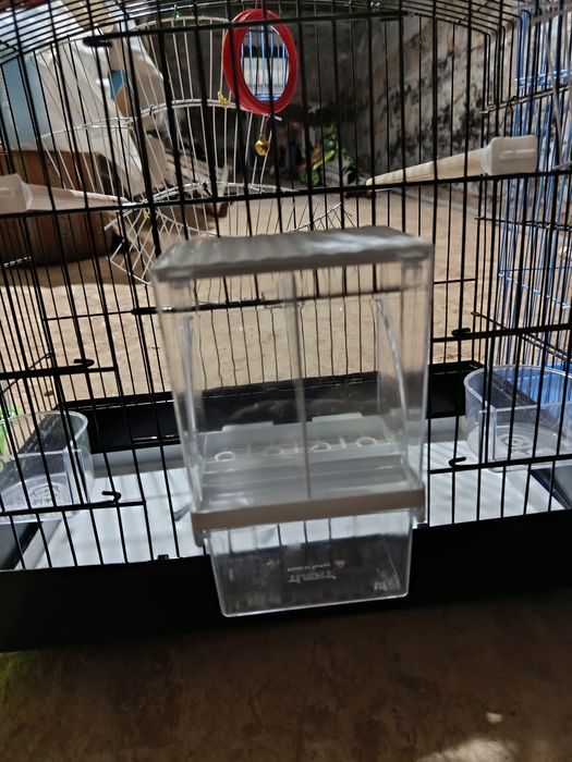 Клетки для птиц б/у