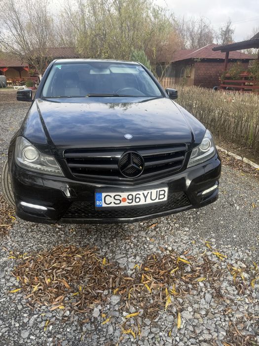Mercedes - Benz  c class w204 Facelift 2013.09