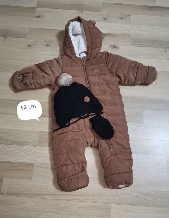 Costum de zapada H&M si set cu caciula si manusi