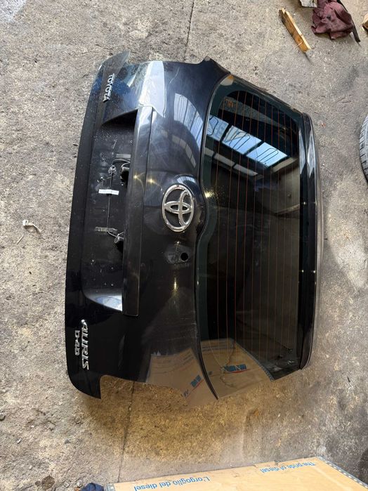 багажник Toyota auris 2008