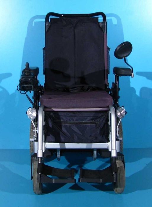 Carucior electric handicap/ invalizi B+B Eltego