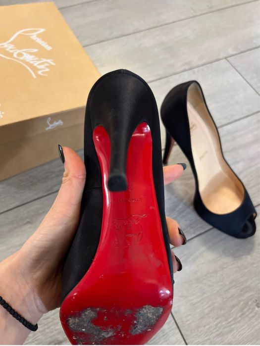 Pantofi Louboutin