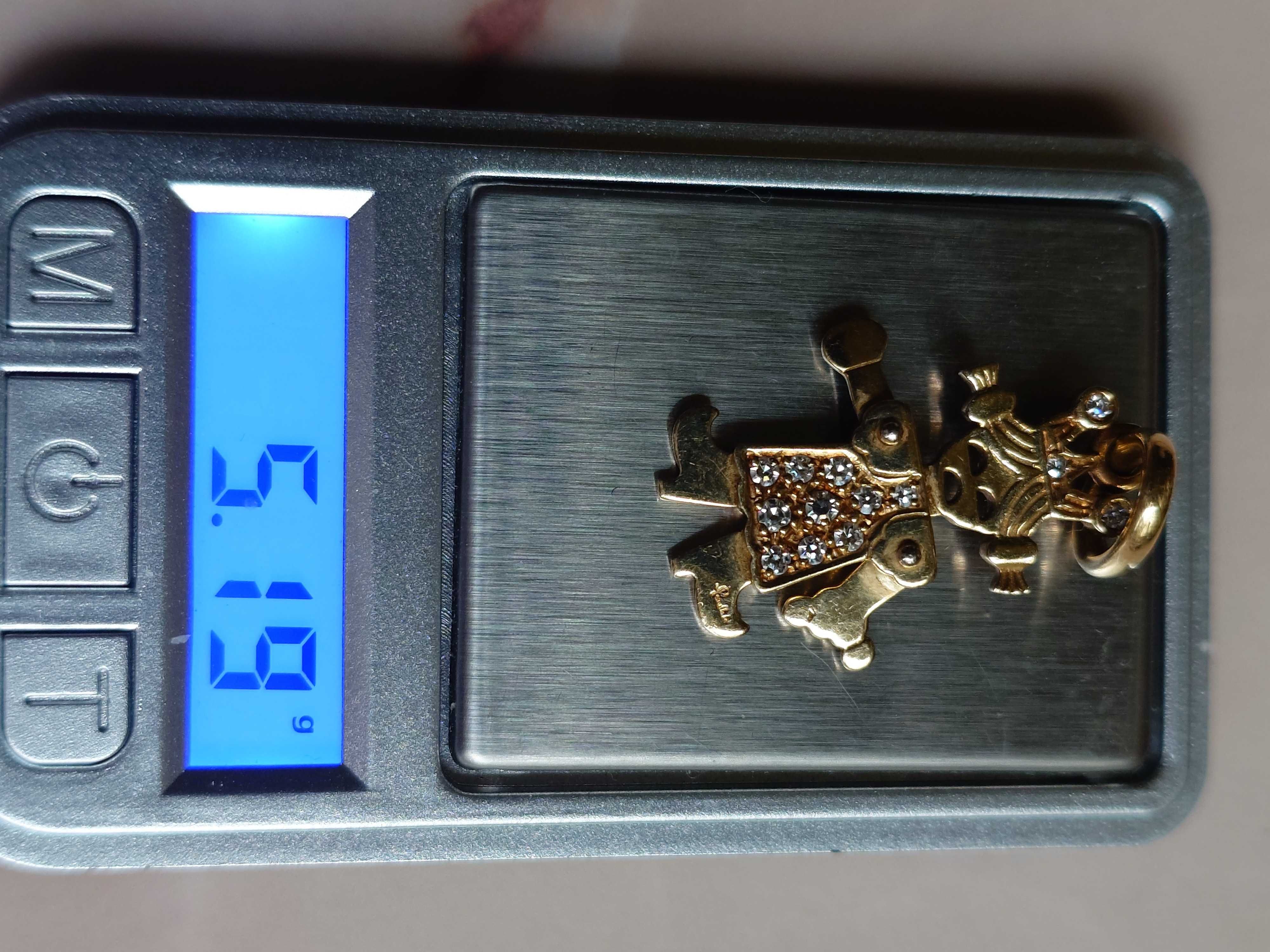 Pandantiv Pomellato 1980 din aur de 18 k cu diamante naturale.