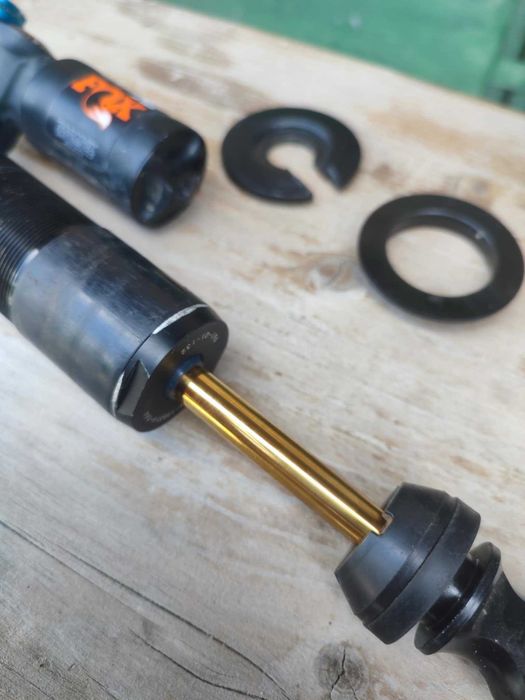 Amortizor bicicleta Fox DHX2 cu lockout