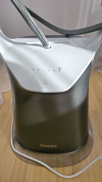 Stație de calcat vertical all-in-one AiO Philips