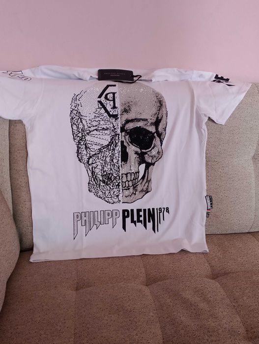 Продавам мъжки тениски