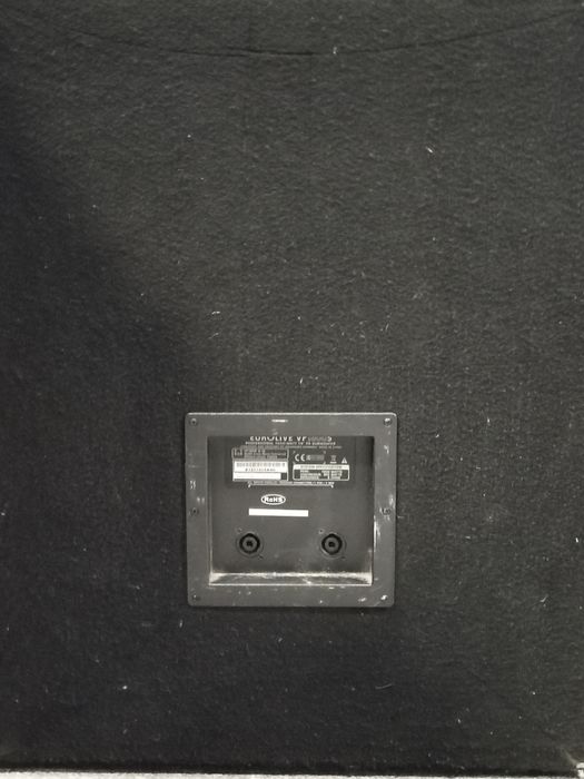 Boxa bas Behringer 400w R.M.S.8omi