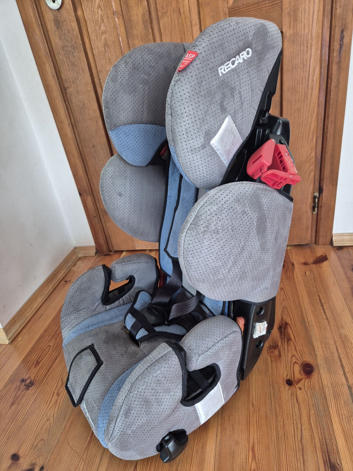 Стол за кола Recaro