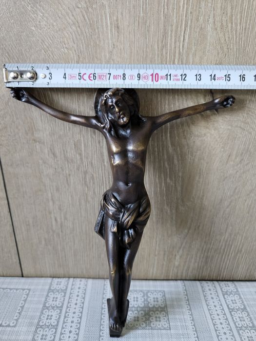 Crucifix din bronz ,marcat si semnat