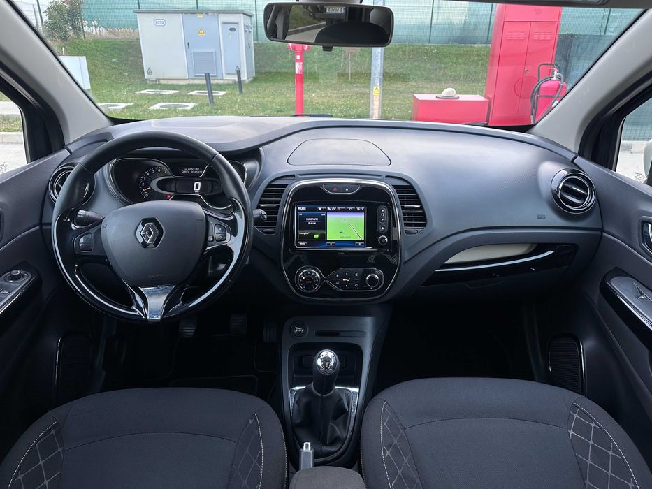 Renault Captur Dynamique / 0.9TCe-90Cp / BiColor / Navi / Climatronic