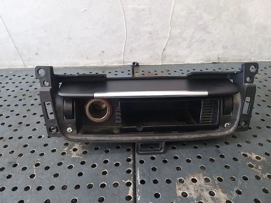 Scrumiera ford mondeo mk4 bs71a04788aa