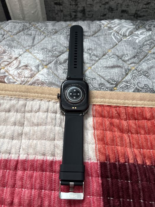 Смарт часы в и деальном состоянии