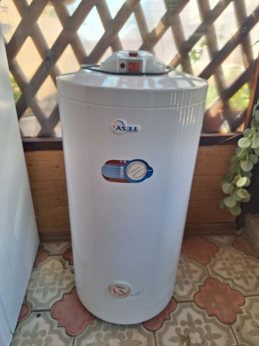 Boiler Tessy 100l stare foarte buna