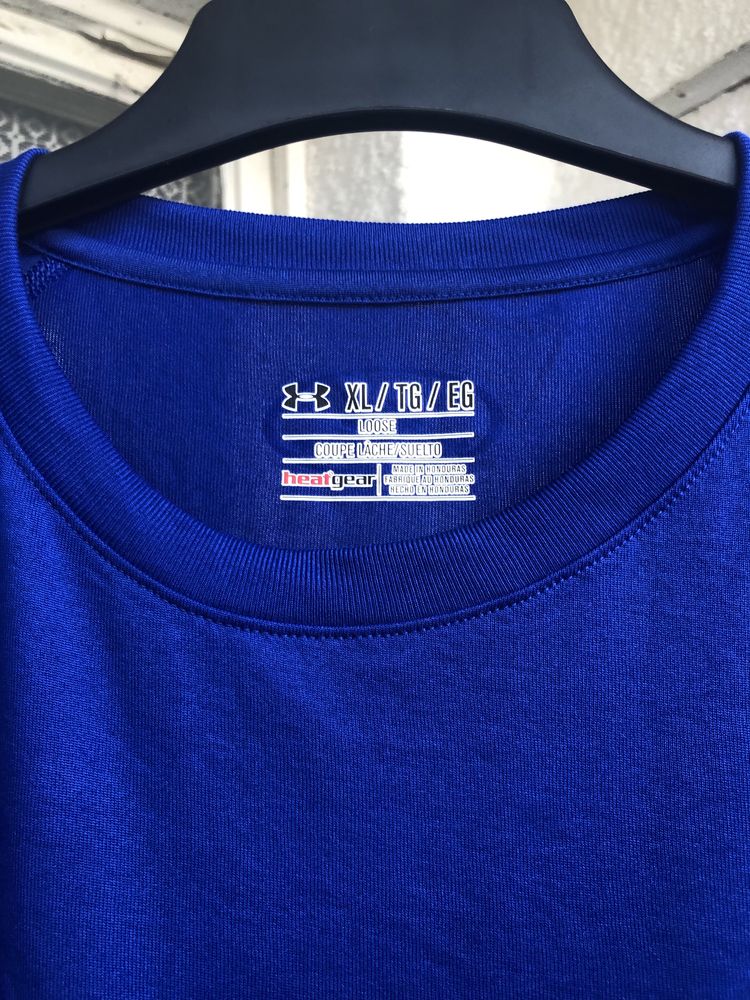 Under Armour тениска оригинална нова XL