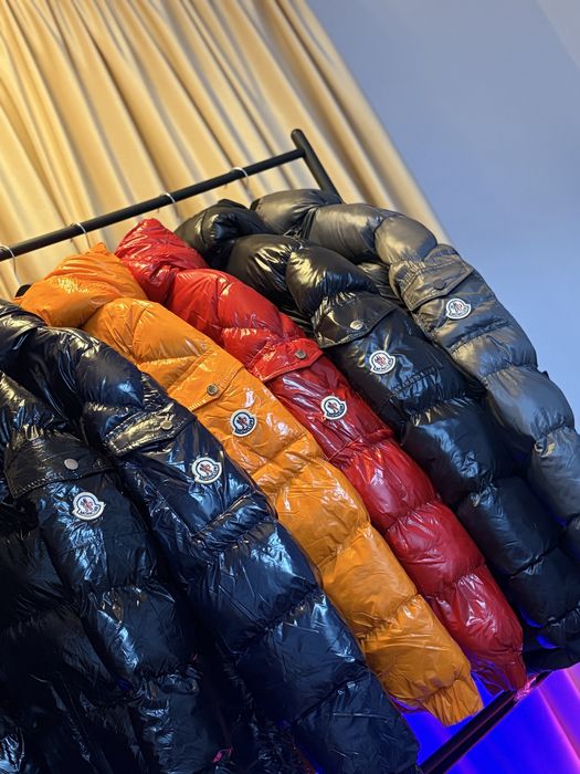 Geaca M.O.N.C.L.E.R Negru mat