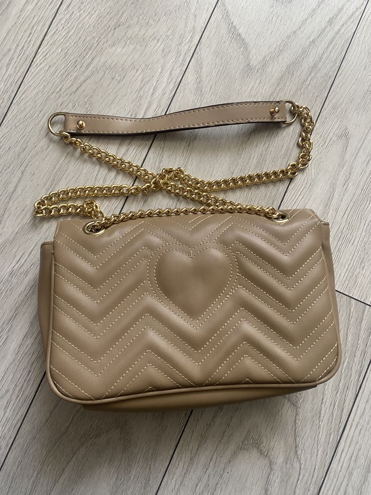 Geanta Gucci Marmont beige