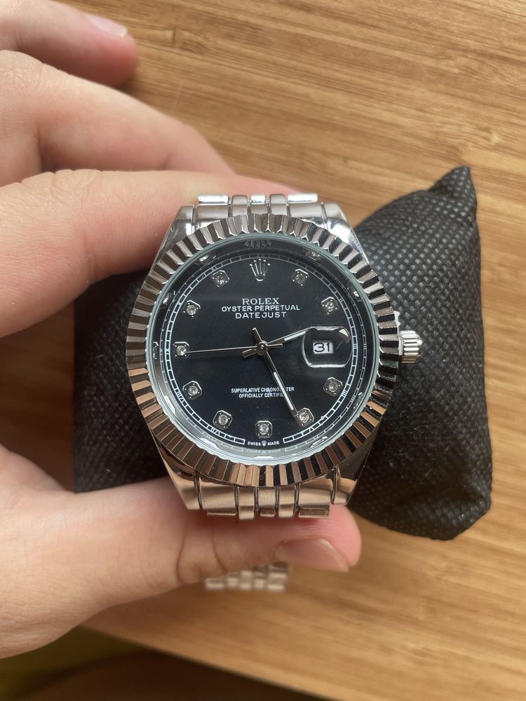 Часовник rolex oyster perpetual