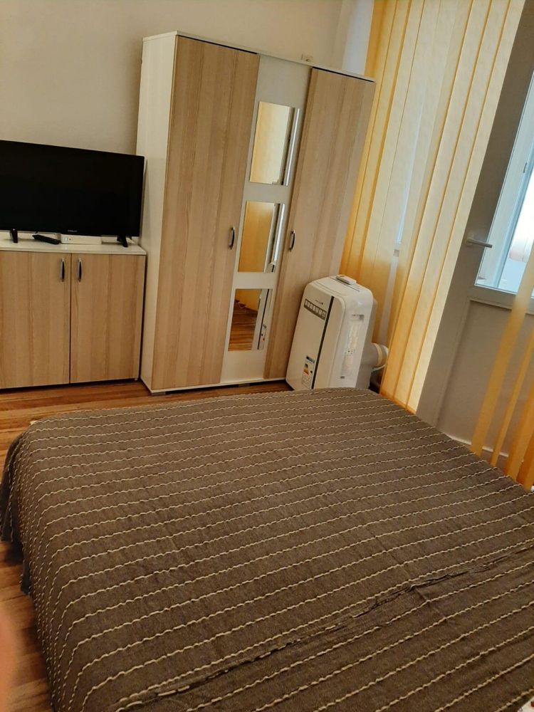 Inchiriez apartament 2 camere zona Acapulco, Eforie Nord