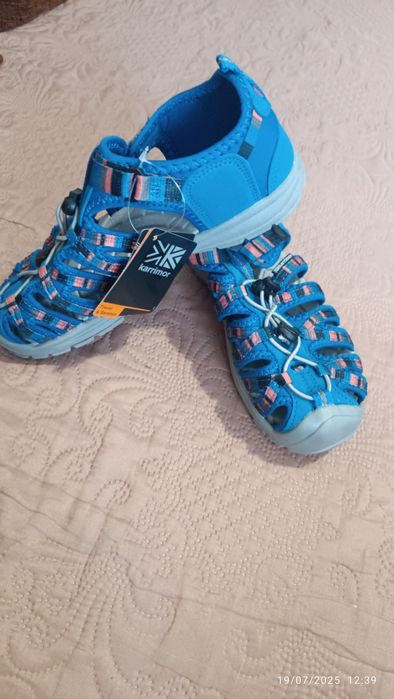 Детски сандали 34 размер нови