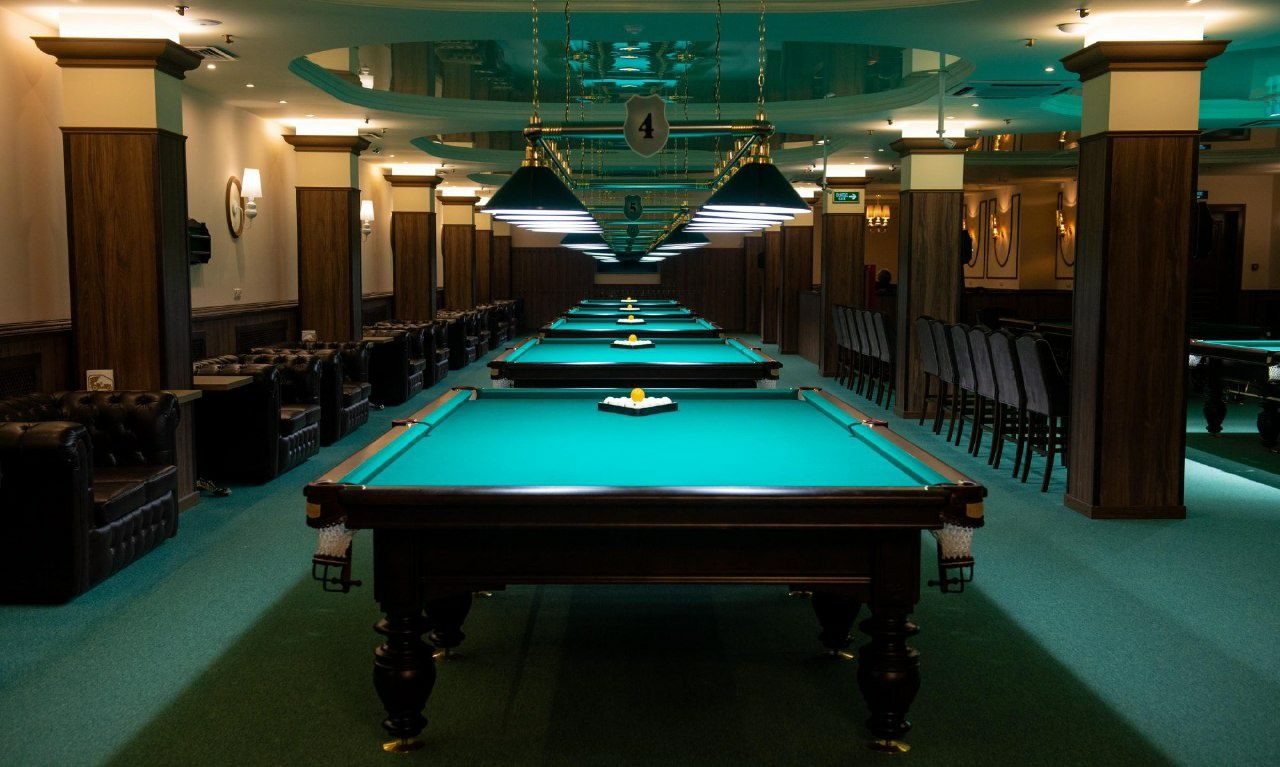 Billiard stol elegant