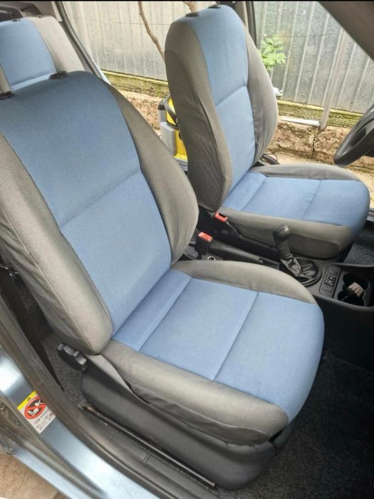 Curatare si igienizare tapiterii auto canapele , saltele