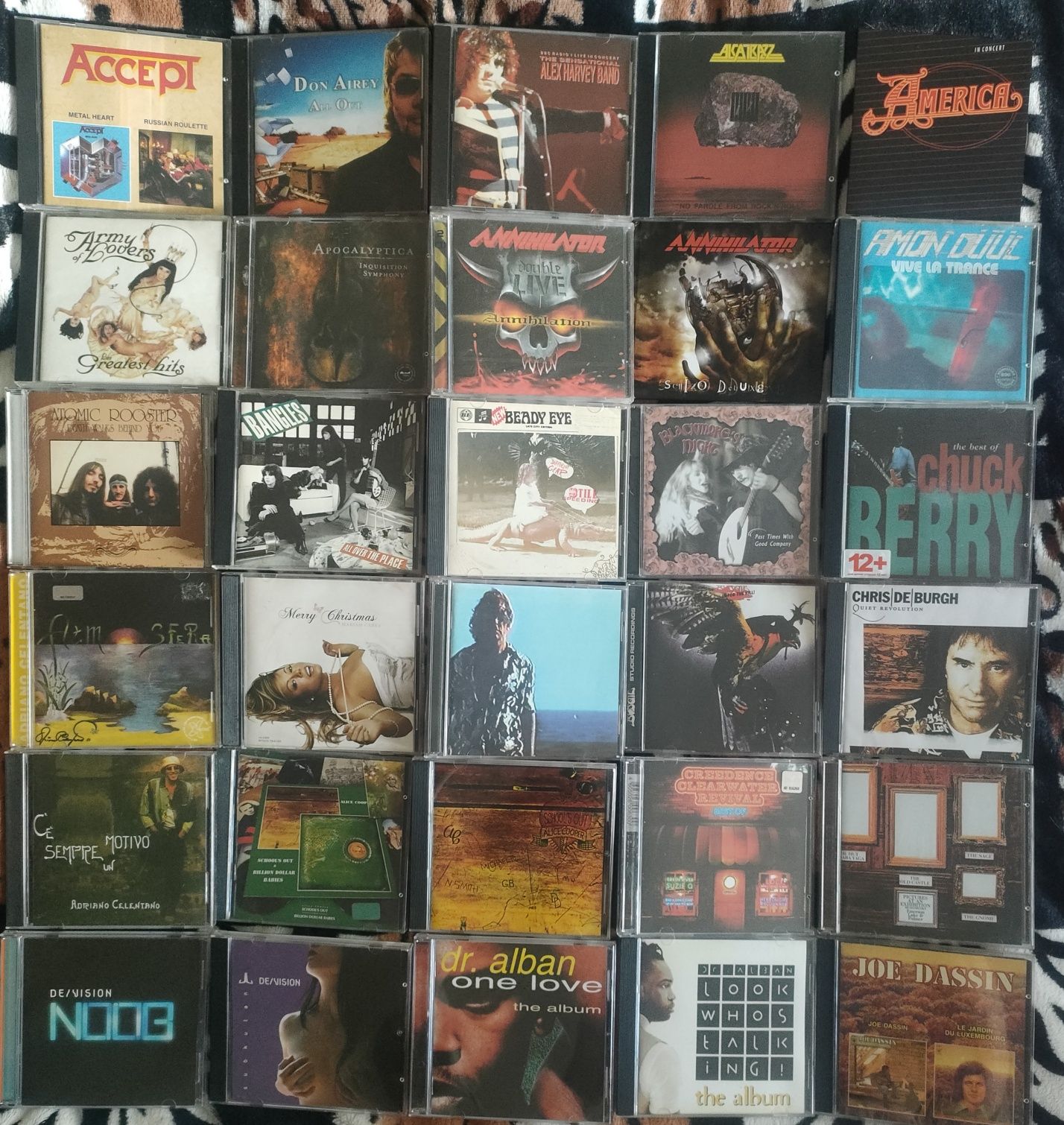 Продаю CD аудио диски с музыкой