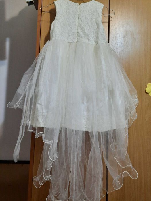 Rochita dantela 140 cm rochie 10 ani