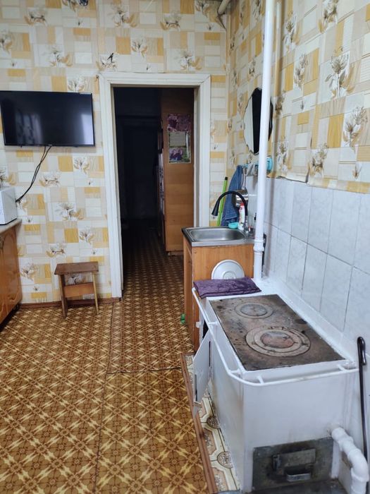 Продается благоустроенный дом , частично мебелирован.