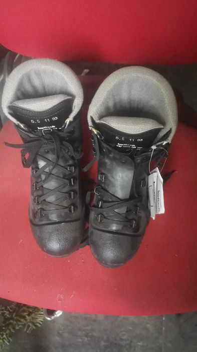 bocanci drujbari  talpa rigida koflach protektor 37  38