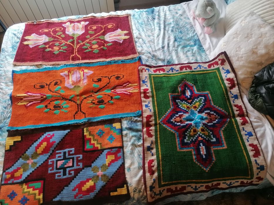 Carpete din lână, foarte vechi!