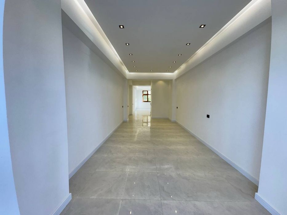 Ривьера | ул.Нурафшан - Продается нежилое помещение вдоль дороги 190м2