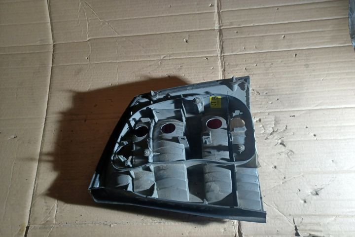 Lampa stop stanga pe aripa Opel Vectra C  [din 2002 pana  2005] seria Sedan 4-usi 1.8 MT (122 hp)