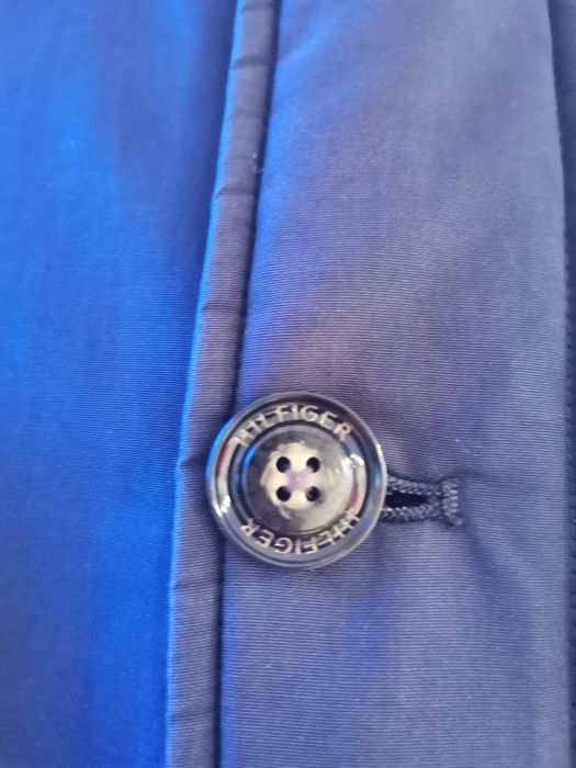 Vand haina TOMMY HILFIGER marimea S