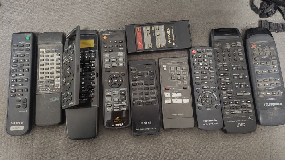 Panasonic/Aiwa/Sony/Fisher/Onkio lot telecomenzi