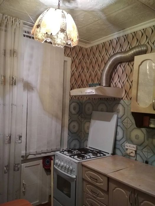 Продам 1 комнатную квартиру в Пришахтинске.