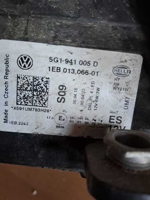 Far stanga VW Golf 7 Facelift original Europa cod 5G1941005D