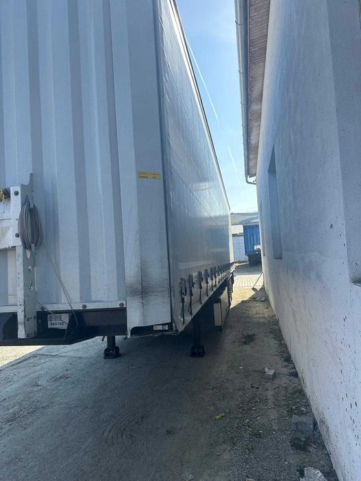 Semiremorci Krone standard