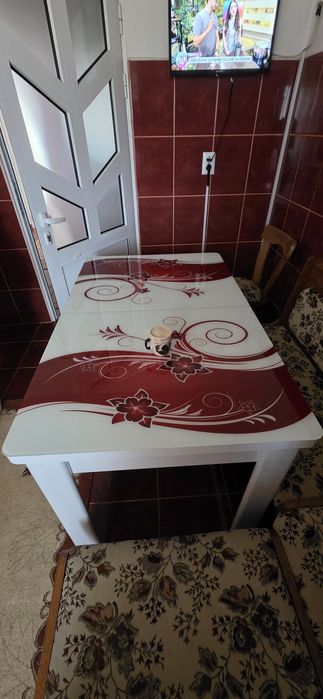 Vand masa de sticla securizata