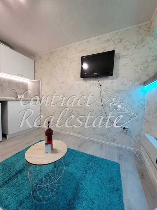 Дава се под наем Едностаен апартамент в Варна, ВИНС - 20 кв.м за 357 € - Снимка #4