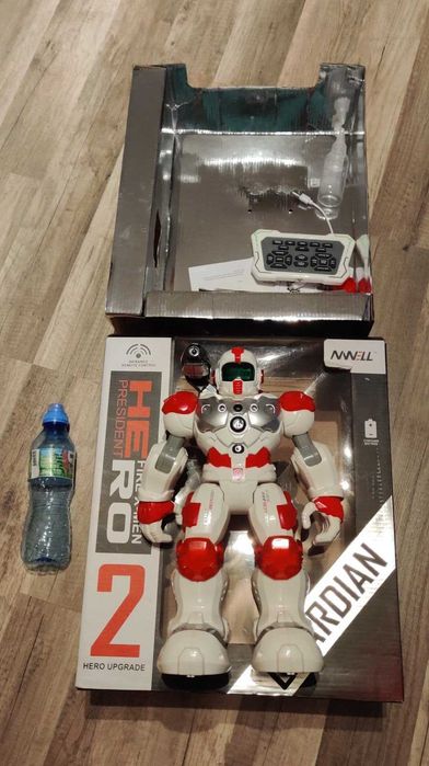 Робот с дистанционно Hero President Guardian