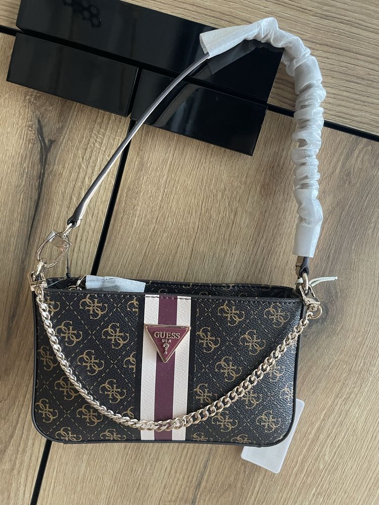 Guess чанти Нови